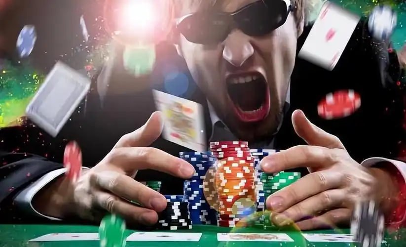 Pemain sedang menikmati taruhan live casino di userslot dengan perangkat mobile yang modern